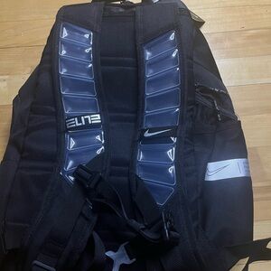 Nike elite backpack black